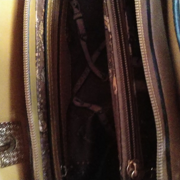 #3 PRICE REDUCEDx3 Vegan Tote Handbag - Picture 5 of 11